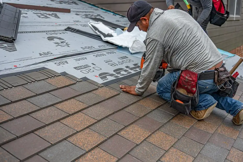 Aging roofing materials